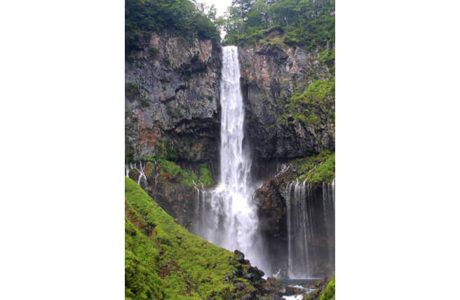 華厳の滝